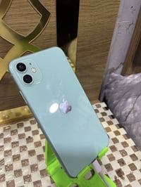 ايفون 11 • ١٢٨ • بطارية ٧١