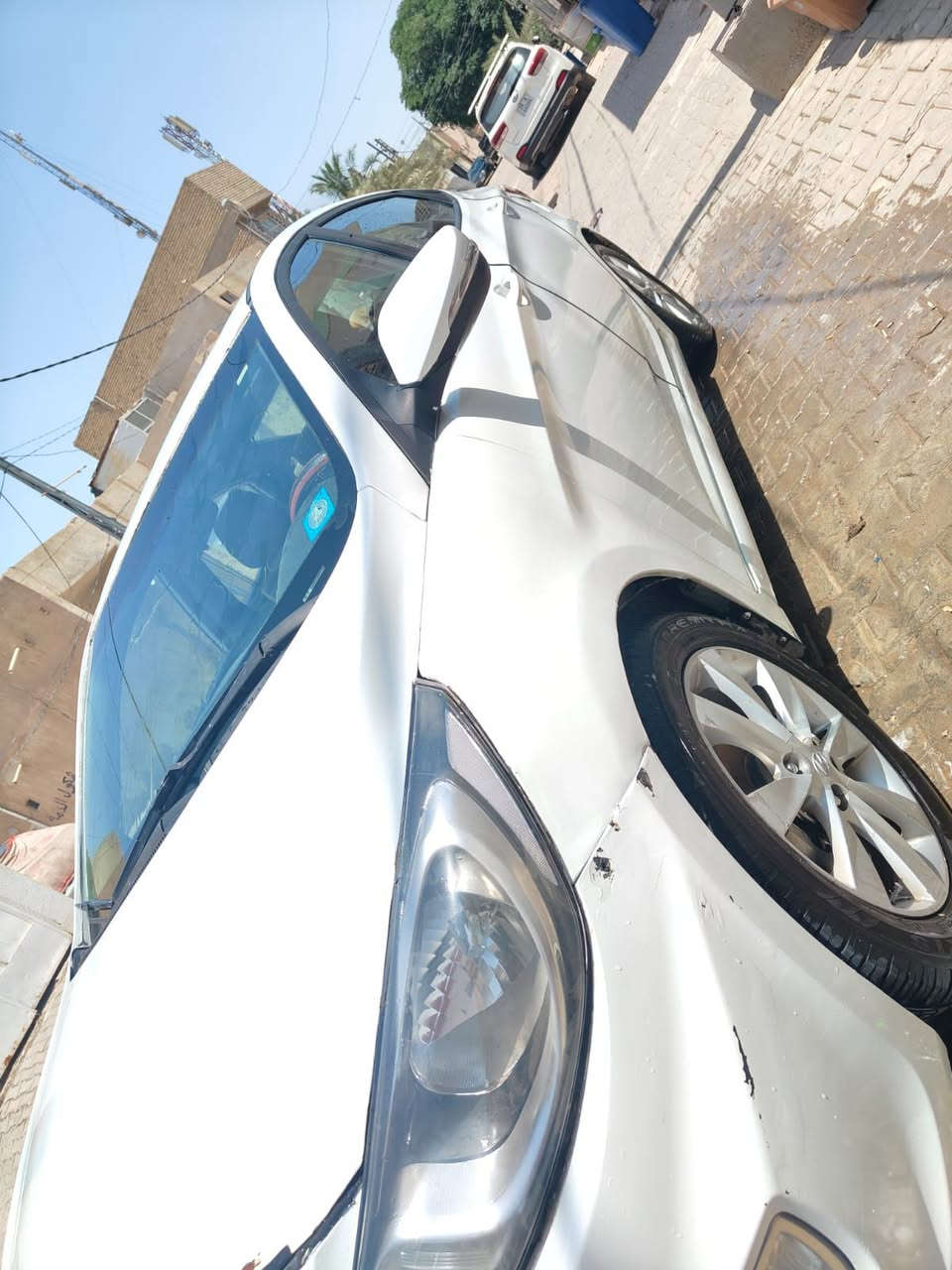 السلام عليكم للبيع اكسنت 2016 فول مواصفات متجايه بابل راعيه بالنجف سنويه لل2029 محرك گير تبريد تخم تاير نقص حداديه فقط السعر 70 وبيها مجال المكان نجف حي الجمعيه للاتصال ***********
