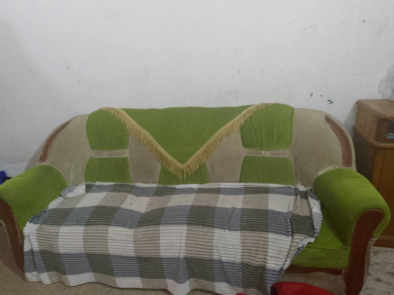 تخم قديم للبيع السعر50 الف الاتصال *********** منطقة ال 17الطاقة
