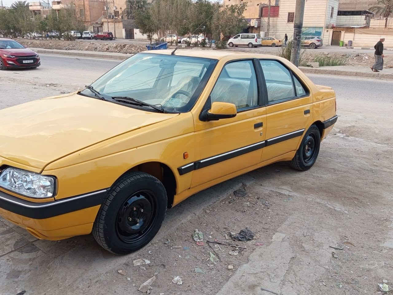 سلام عليكم 405 مديل 16 سنويه ب27 سياره كير مكينه كفاله حداديه تخم تاير كهربائيات كله كفاله بس البنيد مالها طاير  سياره جاهوه من كلشي 

عنوان سياره بصرة موفقيه 

سعر 38وبيها مجال 

رقم *********** البصرة, العراق
