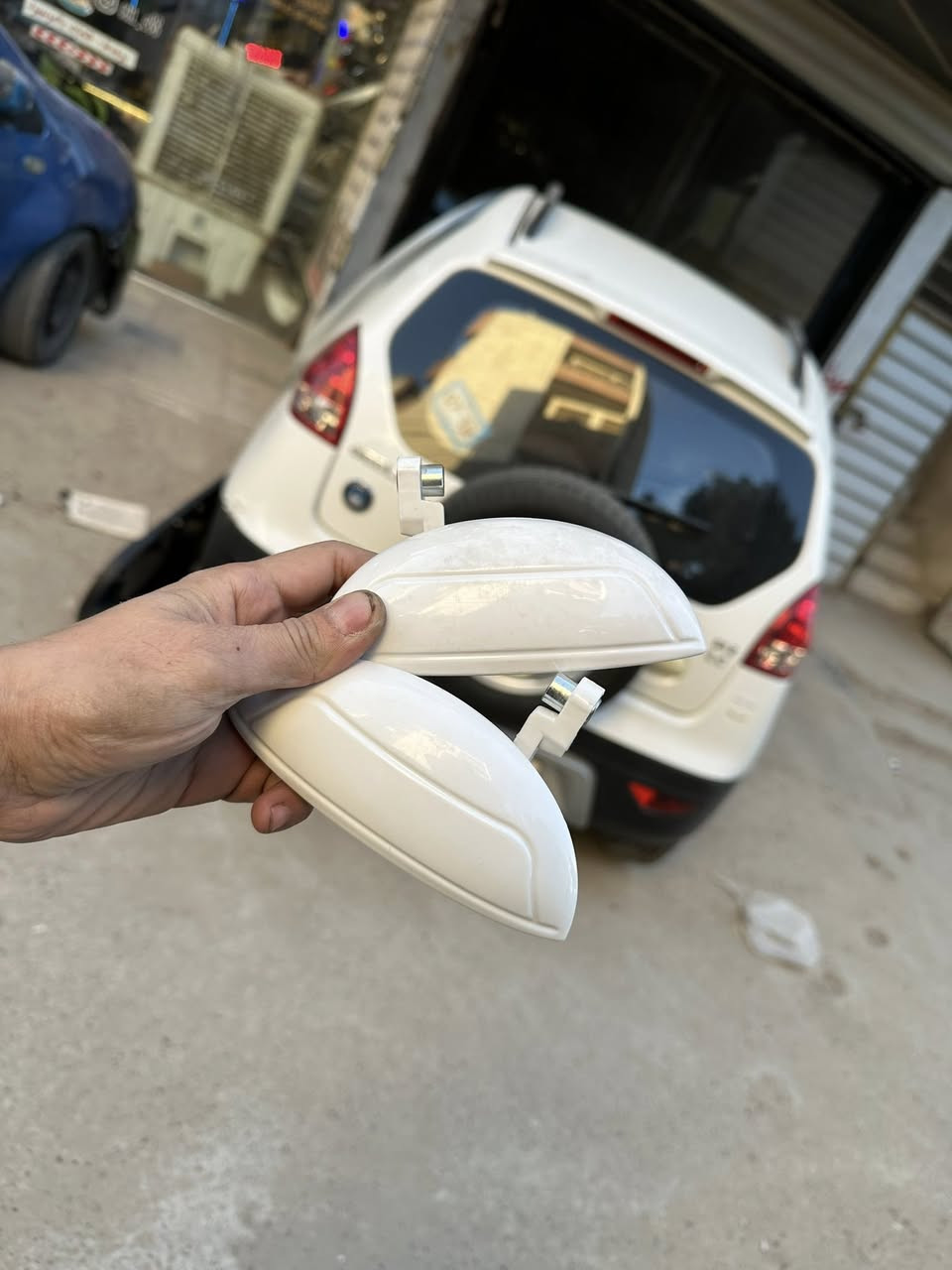 ❤️يا الله ❤️
🚗مركز وكماليات الشمري للسيارات 🚗
جاري العمل 🌷
                 
والحمدلله 🌹

2- جيلي باندا تبديل دشبول مع تبديل يدات ابواب مع حدادية صدر ✅

صيانه 🛠️ السيارات الصينيه✅
شاشات اندرويد ✅
كماليات ✅
أكسسوارات ✅
طبع وشومات✅
دوشمات بناتيه ✅
صيانة التبريد وشحن غاز ✅
سمكره صبغ تكحيل الخدوش ✅
فحص العطل بلكمبيوتر  🖥️✅

  💰 💰 شراء 🚗 السيارات الي بيه نواقص بيه عطل 

الصيني فقط باندا 🐼 كيو كيو 🚗 تيكو  🚗شيري اي وان  💰🛠️
مستعدون ترتيب سيارات الزبائن وبيعها 💴 

العنوان بغداد الدوره ✅
✅***********
