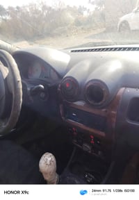 رينو لوجان • غماس • عاطلة