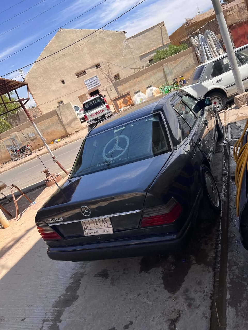 السلام عليكم
مارسيدس 
رقم ذي قار سنويه جديده ل٢٧ 
تحويل مباشر مشروع وطني 
كير ومكينه ففتي بالكارتون جدد 
تبريد ثلج❄ 
سياره جاهزه الف ما تصرف عليه 
السعر ٣٥ وبيه مجال للشراي 
المكان ناصريه قلعه سكر 
***********
***********
