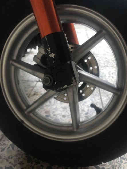 سلام عليكم حبايب ماكس عدله درجة بيها غراض كومه صالنصه صجميه ويل نجمه اصلي صدر مشمشي اصلي قلق عتبار شوته اربعة سلف ٥٥بلاد اسود عداد كاربون دراجة بلحقيقه احلى بهواي دراجة تشغيلتهة بصمه يعني بس طخ  دكمه تشتغل اي وقت شلعته تعليك معدل دراجة حلوه ونضيفه كلش كلش ب٦٠٠ مكاني بياع رقمي واتساب ***********
