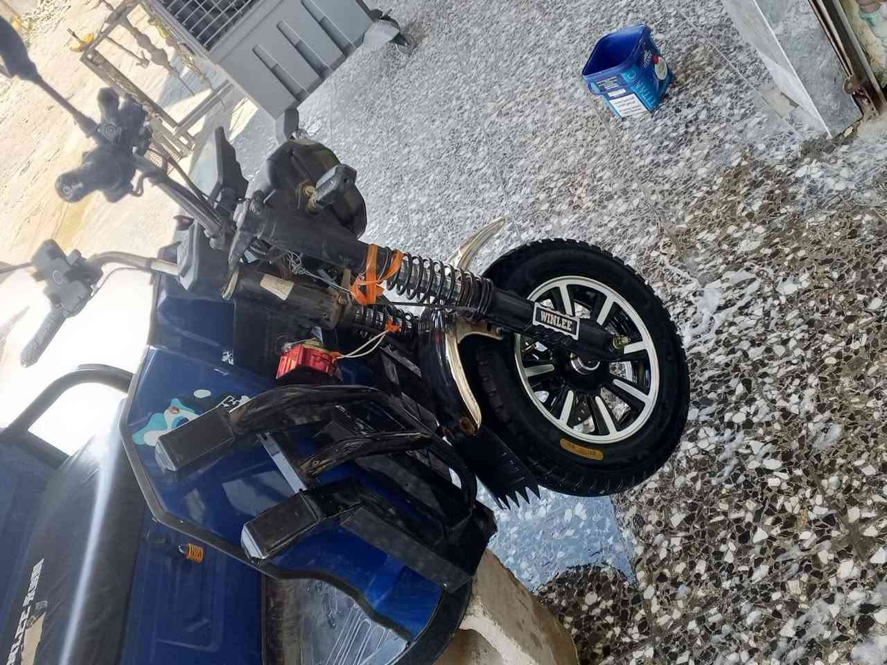 ستوته شحن نضيفه
موديل 25

6بطاريات
عنوان بغداد بلديات

سعر 1800 وبيه مجال

رقم ***********
