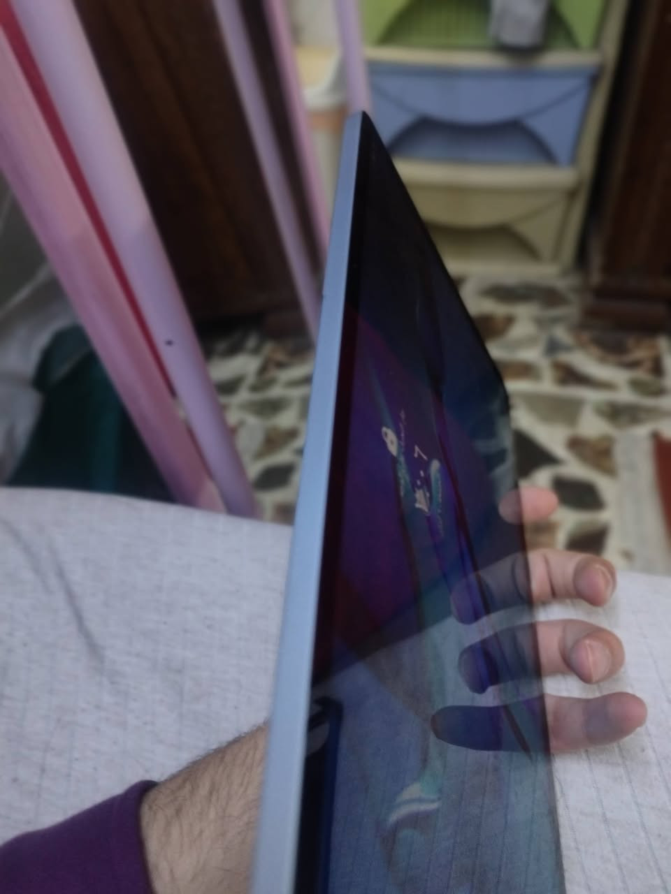 جهاز تابلتHonour Matepad 11plus
جهاز نظيف بكل تفاصيلة شواصي بطارية شاشة بصمة وجه بمواصفات كلش عالية شاشة lps lcd بدقة 1920×1200 بكسل نظام HarmonyOS 2.0 حجم البطارية 7700 ملي امبير  ذاكرة تخزين 128GB العشوائية (الرام)8GB  مكبرات صوت اربعة يمين ويسار +قلم + علبة  للاستفسار هذا يوزر الانستكرام  @10_tq_ او على الرقم ***********
