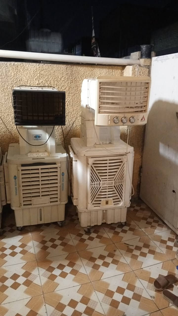 مبردات بلاديات شغالات تجي تفحص اي وحده تعجبك وتاخذ شرط الفحص لبيع حجم 40 وحده حجم 50 سعر الوحده 180 مكانهن بغداد ***********
