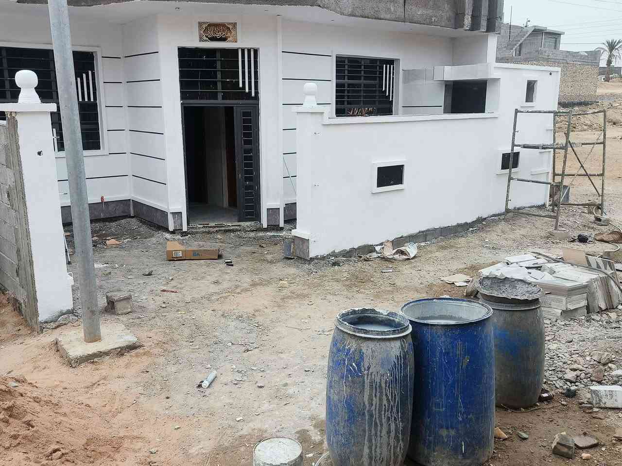 سلام عليكم خوان كادر خلفات وجيات بيوت وكادر خلفات سيراميك جداري ورضي شقل درجه اوله شرط تسليم مهندس الي يحب يشتقل حنه حاضريد ونقصر بل اسعار تفاصيل اكثر تصل ***********
