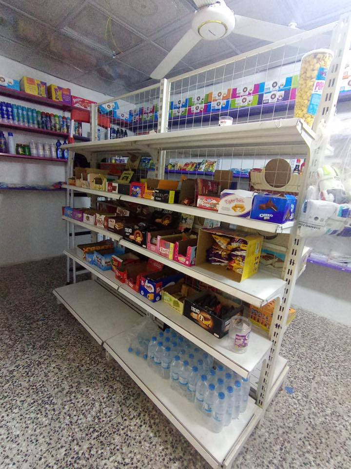 سفينه وسطية جديده سعر250قفل وعارضات تركيه تجمد فول ب ٢٥٠ لشرائ مكاني شهداء البياع  علق وجاوبك خاص ***********
