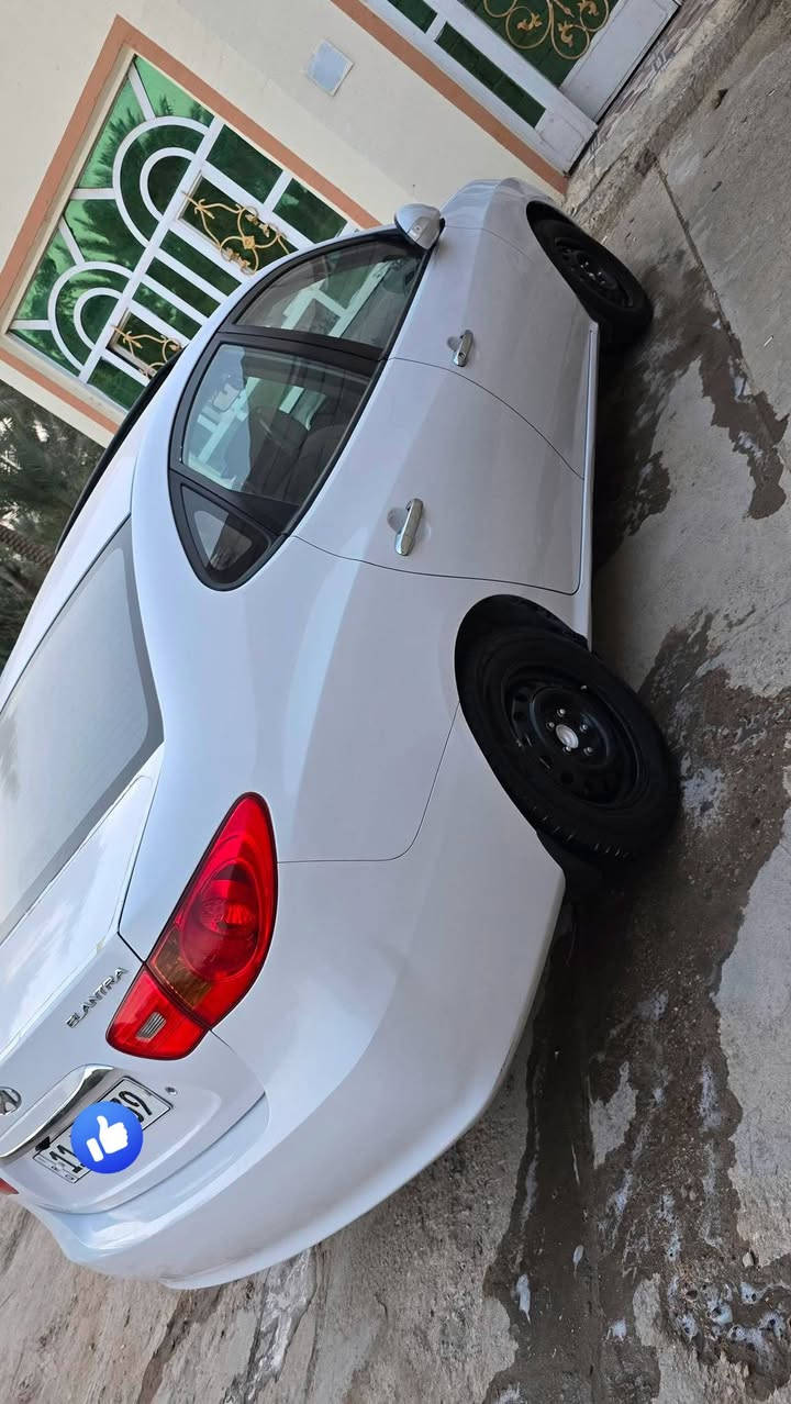 السلام عليكم 
النترا 2011 خليجي  
رقم بغداد بأسمي
محرك 1600 عالي✅
 ماشيه200 ألف حقيقي  فقط 
كير ومحرك  فوووول بعدهن بالجيس وضع الشركه✅🤩
تبريد  تدفئه شغال 
تخم تاير حداديه جديد  وبوضع الشركه ✅🤩
سيارة احله من الصور وجداا نظيفه
السونار مرفق مع الصور
 بيه قطعه وحده جملغ جهت العبري الامامي 

سياره نظيفه وبسعر معقول بالعافيه ع الياخذها ✅🤩
مكان السياره  بابل

السعر :: اطلبه بالتعليقات يصلك خاص 📩

رقم صاحب السياره 
***********
 ✅🟩 تابع الصفحه بيه سيارات معروضه تخدمكم 🤩✅
.
