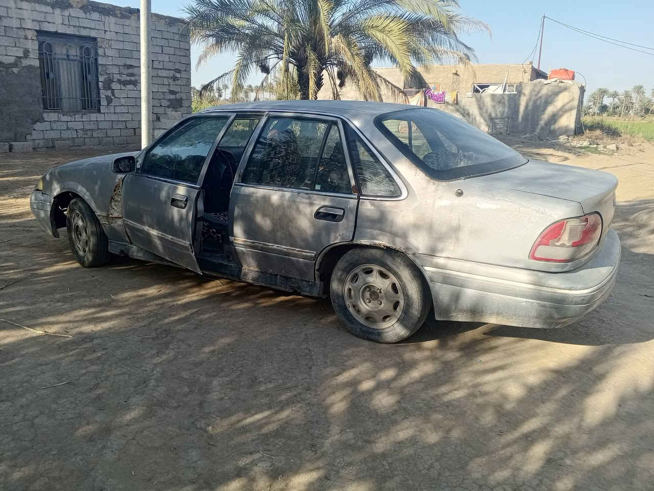 برنس للبيع كير ومكينه مكفولات   مكان غماس   سعر 10وبيهة مجال.  رقم قادسيه  ***********
