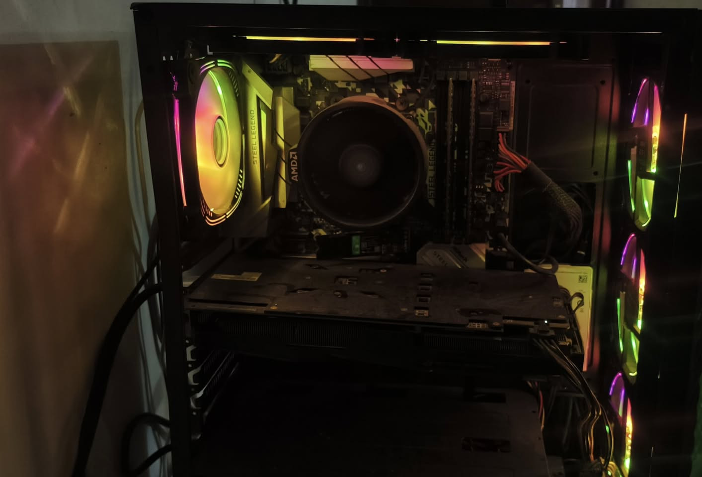 Pc للبيع

كرت  gtx 1060 6gb 3Fan

معالج Ryzen 5 3500

رام 16  2*8 3200

Ssd128 hdd 1 تيرا

بورسبلاي 450

مذربورد b450m hero asus

تبريد هوائي

سعر 550.

رقمي  ***********
