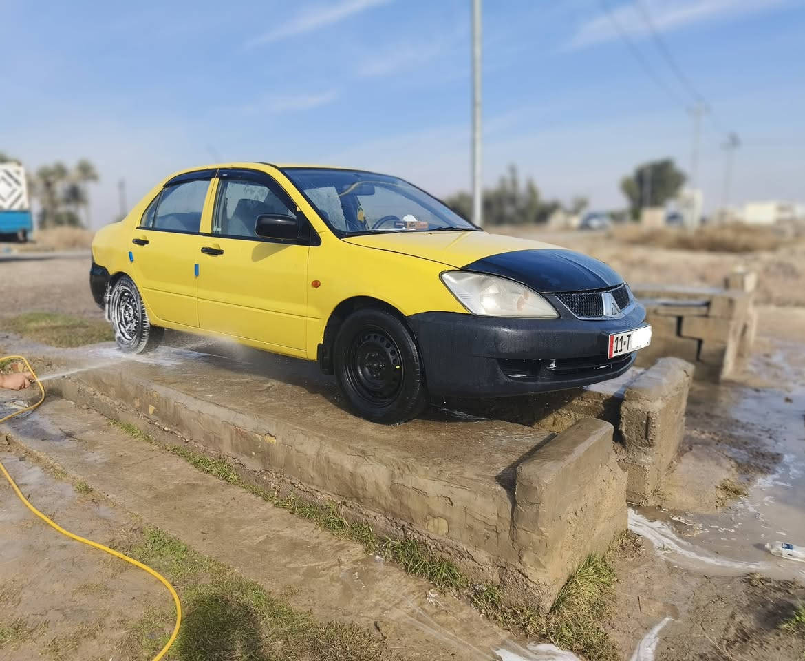 السلام عليكم لانسر بومه ٢٠١٠     محرك 2000   كير عادي /كير ومحرك خير من الله    مكان السياره ديالى ناحية كنعان  سنويه ل29  كامله مكمله  وتحويل مباشر   سعر 68 وبيها مجال  الأتصال ***********
