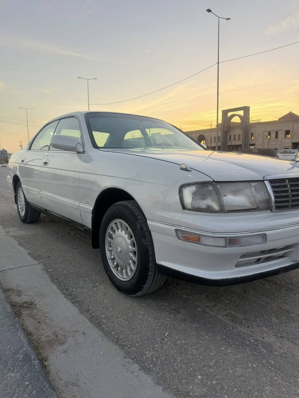 السلام عليكم اخواني بطه فصل رقم بصره سنويه 2028كفاله من الكص والنقل الجثه والأصوليات والعيب شرعي وكفاله من ضربه فقط صبغ جماليه ودرجه أولى حداديه جديده تخم تاير كارتون مكينه وكير 2500 شرط كارتون وضمان سياره جاهزه من كلشي وأحلى من صوره بعد 
العنوان بصره سفوان 
السعر 65 وبيها مجال 
الرقم ***********
الرقم ***********
