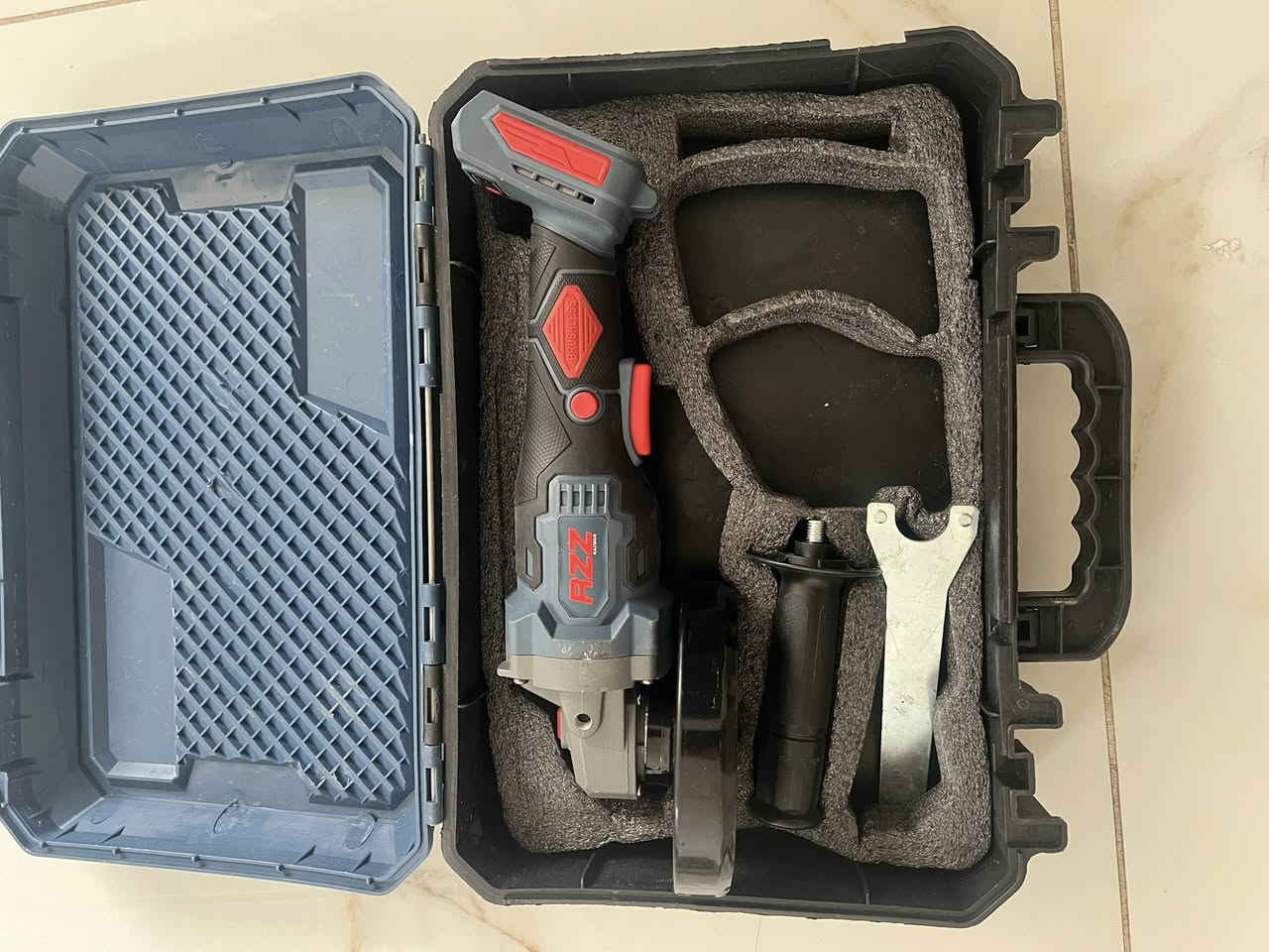 للبيع الاتصال***********
