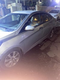 اكسنت 2011 فول مواصفات  ماشيه 190  لون سلفر بسمنا مكان السياره بغداد ح...