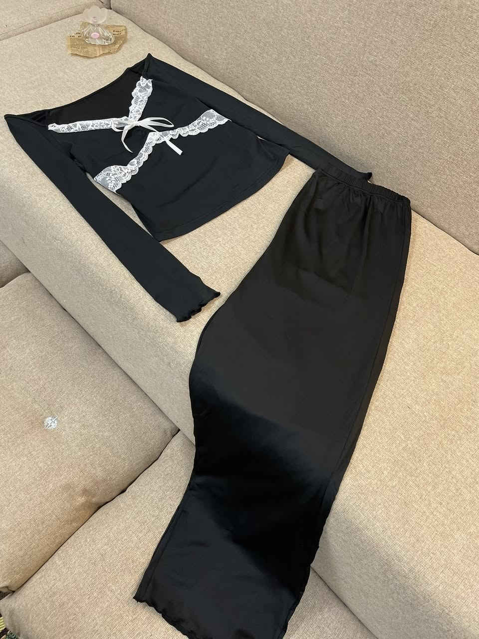 نبدي بموسم الدلال والرحه والاناقه☀️
تراك بيتي قماشه قطني مطاط ناعم ومريح 🫦✨
للاستفسار خاص اسعارنا ما تتجاوز 10 الف 
كخشي ودلعي نفسج بل بيت 😍


**إذا كنت صاحب هذا الإعلان وتريد حذفه لأي سبب، رجاءا أرسل رسالة إلى الدعم الفني**