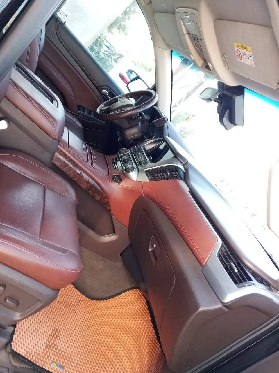 السلام عليكم تاهو موديل 2020 خليجي بريمر كفاله عامه تغليف عازل حراره مواصفات بصمه  فتحه كشنات جلد كشنات كهربائية خلفي امامي فول مواصفات وحد عل وحد اليت زنون شاير بل مري شفط حداديه خلفي امامي جديده رقم بغداد تحويل مباشر ابسمي كفاله عامه من ضربه وتبديل وصبغ سعر 435 العنوان كربلاء ***********
