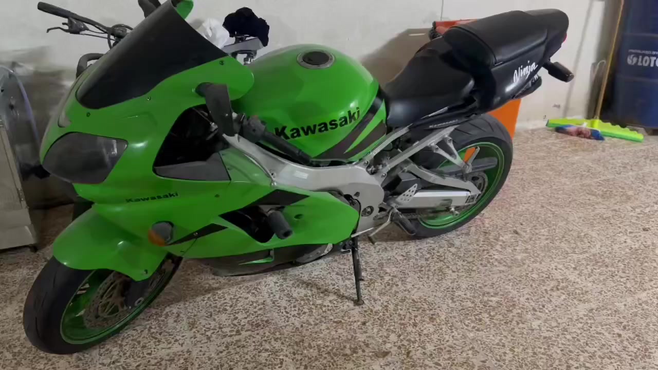 سلاو ریز کاواساکی بو فروشتنه مودیل 2005 به س کیسی شکایه ئیش ده‌کات بی عه یبه شتی پاکه واتساپ ***********
