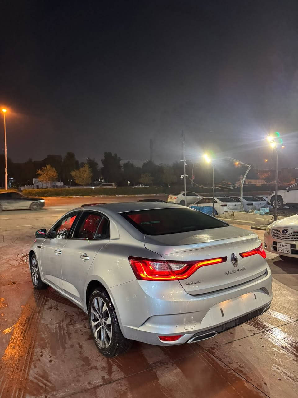 رينو ميكان موديل 2023  وارد خليجي
بيه جاملغي امامي وبنيد حسب مامكتوب بلسونار والجاملغ اصلي يعني بلادي مال شركه مشتغليه بتركيا هو والبنيد رقم اربيل بأسمي 
السعر 12000
المكان بعداد 
***********
ماشيه 32300
