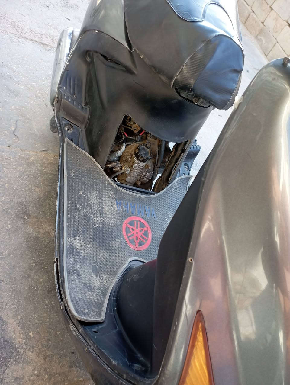 السلام عليكم يابه الحلال للبيع فراشه لون رصاصي تشتغل هندر سلف  دراجه حلوه ونضيفه  شلعه ومعدل تخبل  دراجه علا ايدي جاهزه من كلشي كهربائيات كلها شغاله بك لايت اشاير يمنه يسره  كله شغال  بريكات بلمكان دراجه تخبل كلشي كفرات نضاف كلش زلغ مابيهن معايزها وين ماتريد اطلع بيها تايرات جدد ونصبتها حلوهه     مكانها دوانيه اي استفسار موجود خاص وهاذا  سعر 300 وبيها مجال  الشراي يجي خاص ويشلع عيوني مو شراي اطلع كبل لا تعبني//للعلم الصور مال ليوم//وهاذا رقمي  ‏‪
‏‪0783 932 1570‬‏ 
 وترهم. مراوس بكير بماكس
