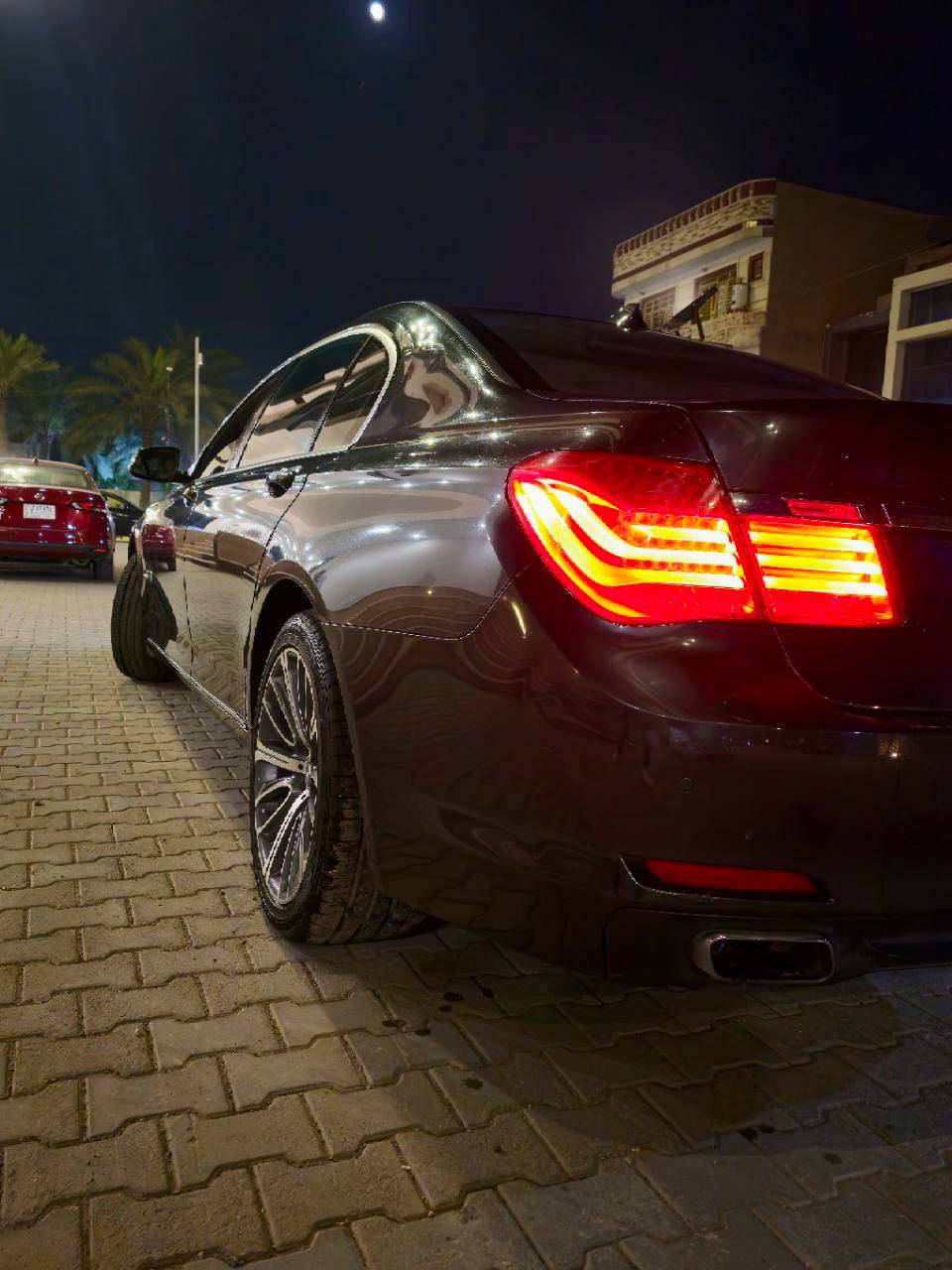 Bmw 750 li 2010
أعلى فئة — سيارة ملكية بكل معنى الكلمة، تجمع بين الفخامة والأداء والقوة.
محرك V8 Twin Turbo يعطي عزم وهيبة بالطريق مع راحة قيادة استثنائية.
رقم بغداد مميز
السيارة مجهزة بكامل المواصفات: شاشات، تبريد وتسخين مقاعد، بصمة، سقف، كامرات وحساسات، وأنظمة راحة متقدمة.
داخلية فاخرة جداً مع مساحة واسعة وخطوط BMW الكلاسيكية المميزة.
ماشية 125 الف كيلو مو ميل
السيارة نظيفة ومعتنى بها، مناسبة لليدور على الفخامة والرقي بسعر ممتاز.
للاستفسار مراسلة 
***********
