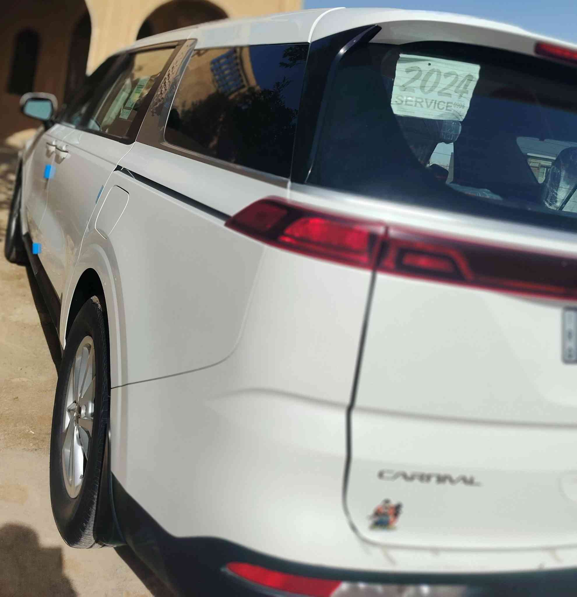 لبيع كيا كرنفال 2024  وارد امريكي  لون ابيض صدفي  خصوصي مواصفات EX فول عدا لفتحه ضرر  تبديل جاملغ امامي وبنيد تصليح نفسه  ماشيه 20 ألف مايل سياره رقم مثنئ   بيع فقط سعر 290 وبي مجال بسيط اتصال33706032 078 
مكان السياره سماوه


**إذا كنت صاحب هذا الإعلان وتريد حذفه لأي سبب، رجاءا أرسل رسالة إلى الدعم الفني**