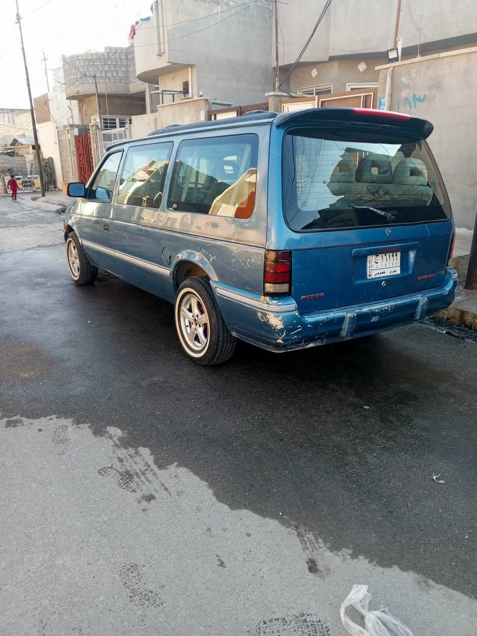 السلام عليكم دوج كلايزر موديل 1992 مكينه وكير شرط طخم تاير جديد باتري جديد كشنات سياحي تبريدها ثلاث قطع بس ما يشتغل تبريدها وايرمنيه كلها شغاله دشبول شغال سنويتها 2029تنتهي بسم الشرعي سعرها 40ورقه وبيها مجال للستفسار ارجو الاتصال على رقم مكلف بل نشر
***********
***********
