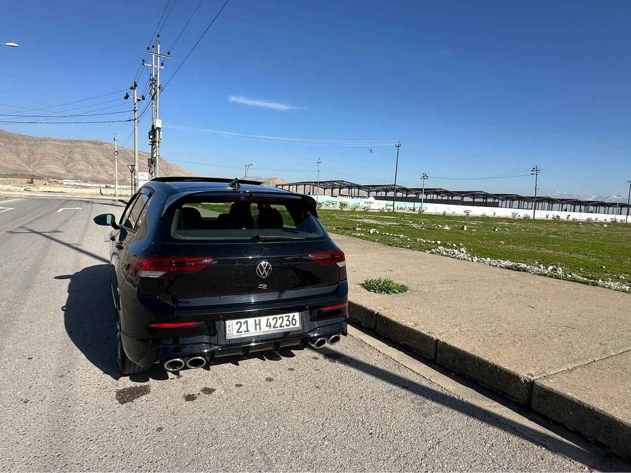 کامێرای دواوە پانۆراما سندوق کارەبایی ڕاگری نشێوی گەرمکەرەوەی کوشن بەسمە شاشە ئاوێنە ڕادار کۆنترۆڵی پلەی گەرمی ئۆتۆماتیکی سستەمی کوژانەوەی ترافیک لایت یاریدەدەری برێک لە کاتی فریاکەوتن ٦ پەڕەشووت لایتی پێشەوەی زینۆن لایتی پێشەوەی لید شاشەی داشبۆرد ڕووناکی دەوروبەری ژورەوە ئەپڵ کارپلەی ماوەی رۆیشتن ١٥٠٠٠ کم تەعویل وغرامه بەناو کردن گێر و مەکینە و کارەبای بە شەرت 
سعر: ٢٢٥ دۆلار
ژ.م:*********** رانية, السليمانية
