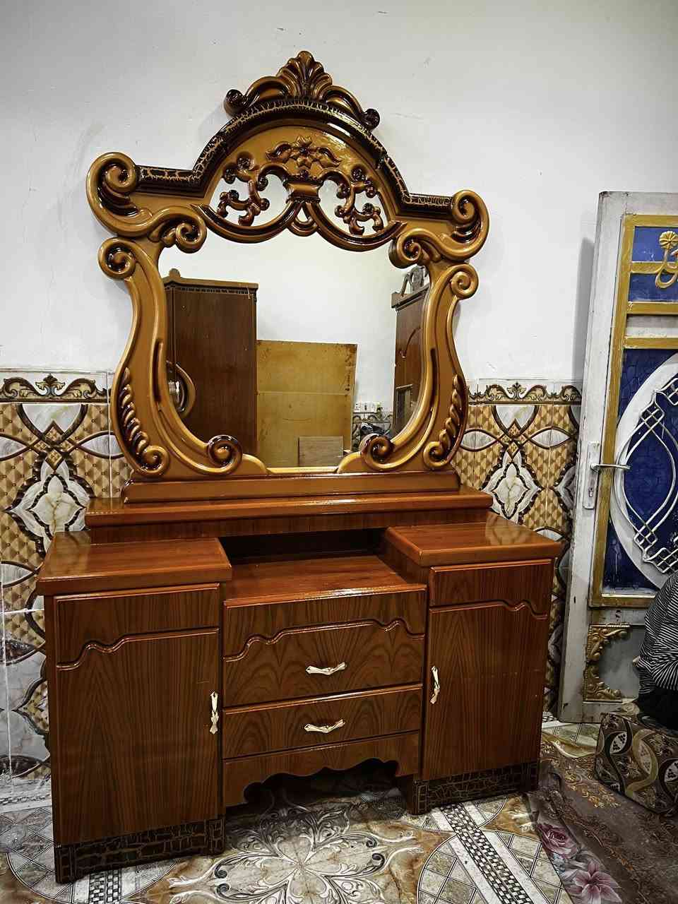 غرفه صاج تسكام ام السته جديده باكيت زلغ مابيه سعر 750 عنوان سوك الشيوخ حي العسكري رقم ***********@إشارة
