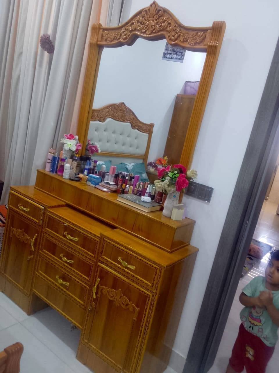 السلام عليكم غرفه حطاطه وسط البيع  *********** فلوجه الشهداء السعر مليون وبيها مجال اشي قليل
