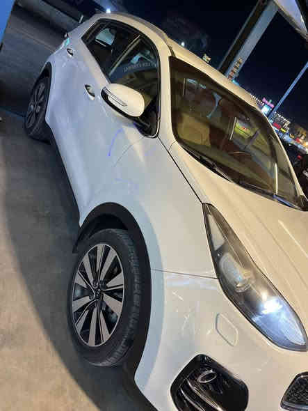 سبورتج 2018 كفاله من الصبغ ماشه 90 الف مجدد تحوي وكاله داخل حمصي مري شفط قطعتين تبريد تخم تاير جديد السعر 185 وتساب ***********
