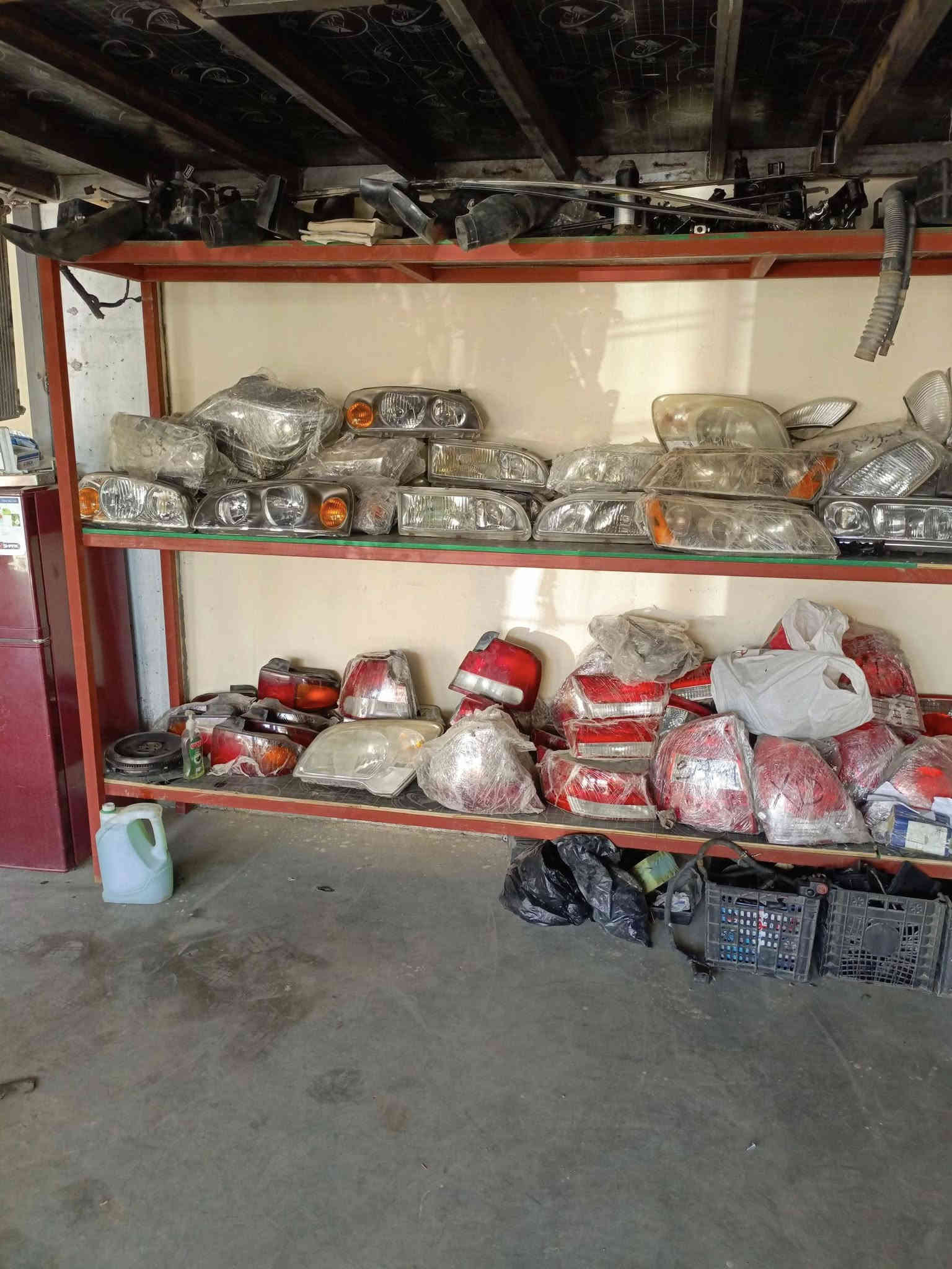 غراض سوناته تو +وان +ثري + النتره دمعه معا باقي لسيارات لحديثه 
العنوان ديالئ بعقوبه لصناعه الثانيه قرب صناعه سلوان مجاور ابو بيروت 
***********
