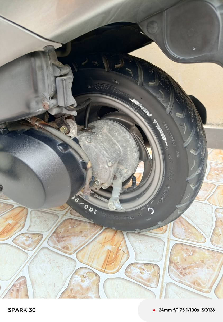 سلام عليكم 
سبيسي ياباني للبيع دراجه جديده وحلوه مال رمبه صار سبوع من نازله  مكفوله كفاله عامه من كلشي بعدها ملحه كفرات اصلي ابو الختم

مكاني كوت زين القوس 
رقمي ***********
شراي يتصل
