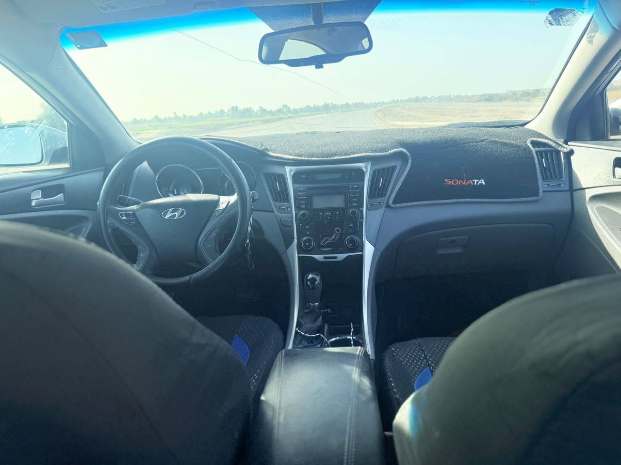 السلام عليكم هوندي سوناتا امريكي 2013   سياره بيه  بنيد مبدل فقط 
بدون دوخل  سياره جاهزه من مكينه وكير وحداديه وتخم تاير 
تبريد 
موصفات سياره 

تحكمات 
انظمه قياده 
ويل كرؤم 
حساساا خلفيه 
كشافات اماميه لد
سياره هزه جديد
رقم جديد 
سعر112بيه  مجال بيسط 
مكان سياره بابل 
لاتصال ***********
*********** حلة, بابل
