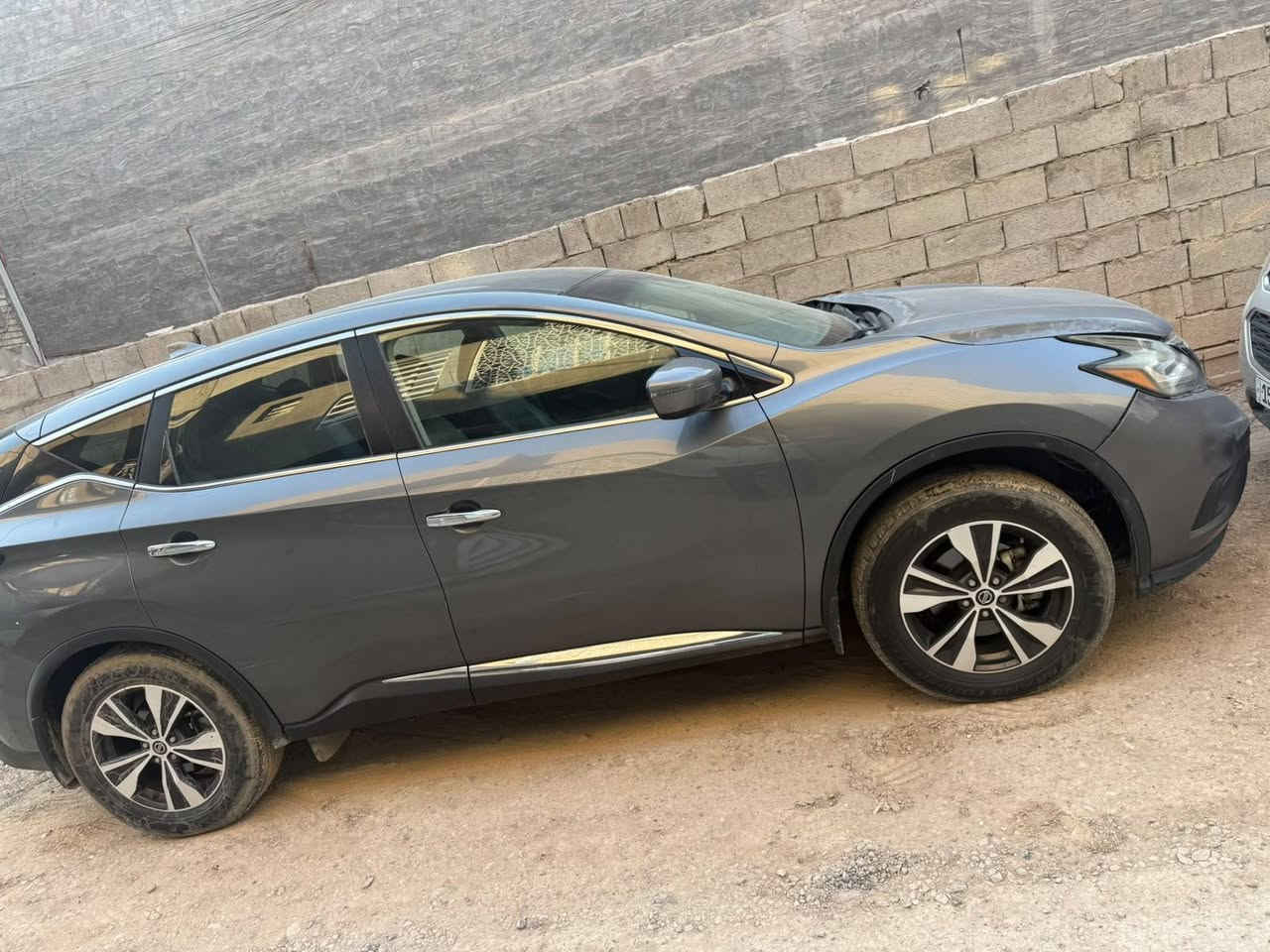مديل ١٩ ماشية ٣٥ وارد امريكي الحادث بجم بدون لغد وشواصي بدون اي نواقص السعر ١٢٠ للاتصال ***********

