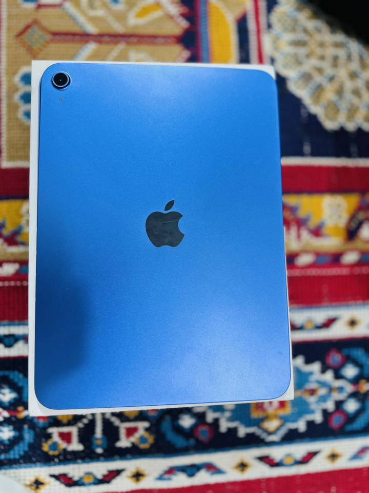 سلام عليكم ايباد ١١
جهاز بعده جديد صارلي شهر فتحته من الكارتون 
جهاز نضيف كلش 
سعره ٤٠٠
المكان بغداد النهروان 
وتساب ***********
