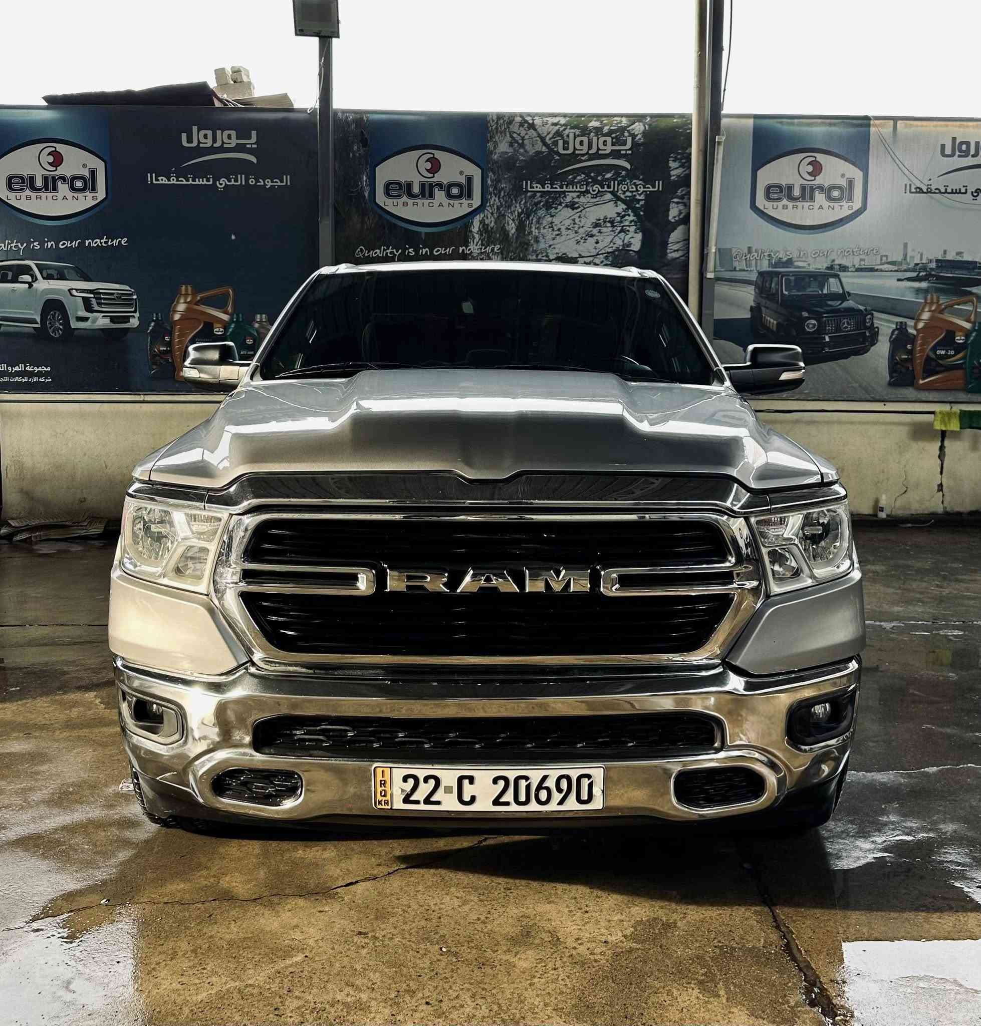 دوج رام بك هورن 2019 بيع أو مراوس
السلام عليكم دوج رام بك هورن 2019
رقم اربيل شرط التحويل
فور ويل 8 سلندر 
باب قصير ماشية 67000 الف
عليها غطاء بدي + لايت زينون
السيارة جاهزة وبدون اي مصرف

السعر 228$

بيع او مراوس
مكان السيارة بغداد

للاتصال ***********
