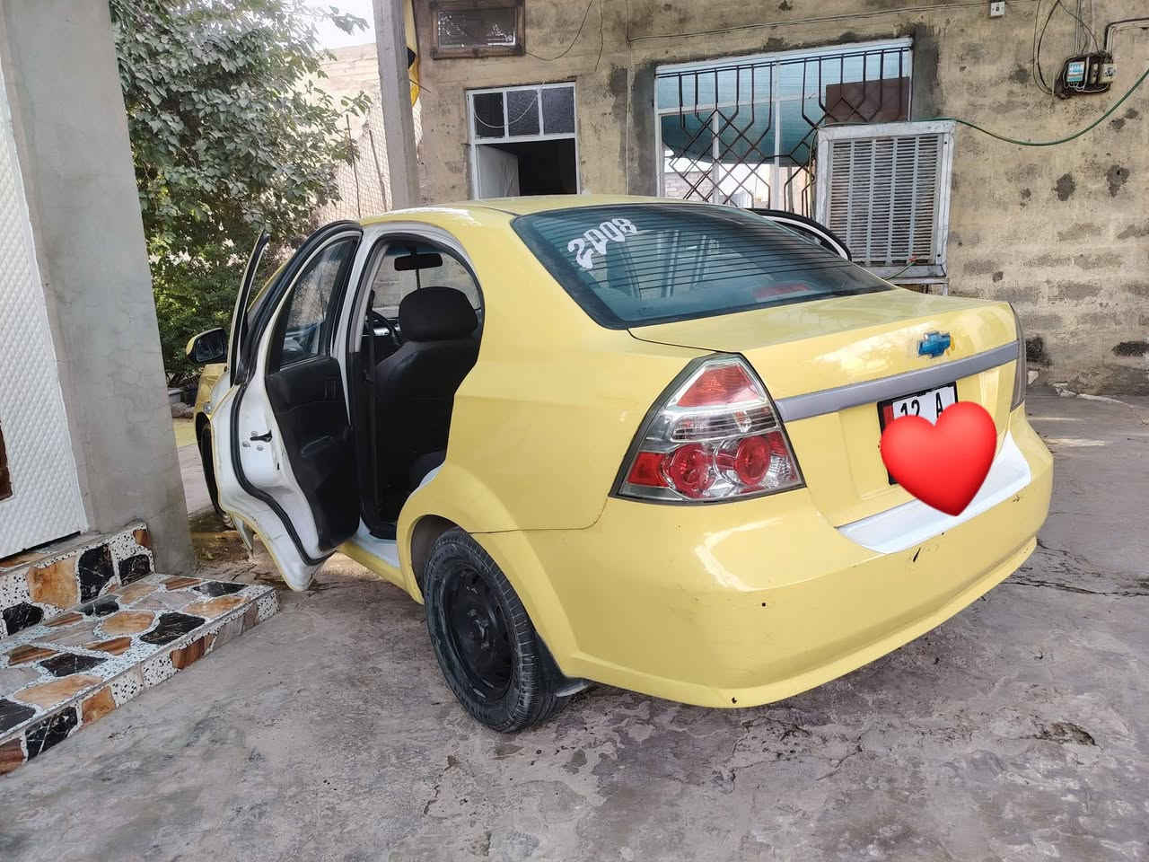 السلام عليكم مكلاف بالنشر افيو مالت بيت يعني ما متعوبا الموديل 2008شرط كير اومحرك 4تايت جدد طخم جديد رقم نينوى مصطرا هيءا غرمات صفر الشرعي ايبيعك *********** كو***********
