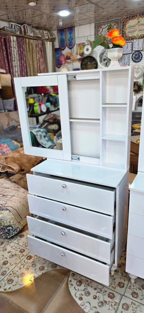 بسم الله الرحمن الرحيم 
مكتب علي الجبوري للأجهزة
أجمل تشكيله من الأثاث  المنزلي 
للطلب والاستفسار مراسلة الصفحة 
الرقم والواتساب ***********
يتوفر خدمة توصيل 
يتوفر بالتقسيط
ميز تواليت موديل يجنن
جام سلايت  
خشب اصلي أم دي أف تركي 100‎%‎100
طول 175سم
عرض 80 سم 
عمق 35 سم 
السعر 90 ألف
