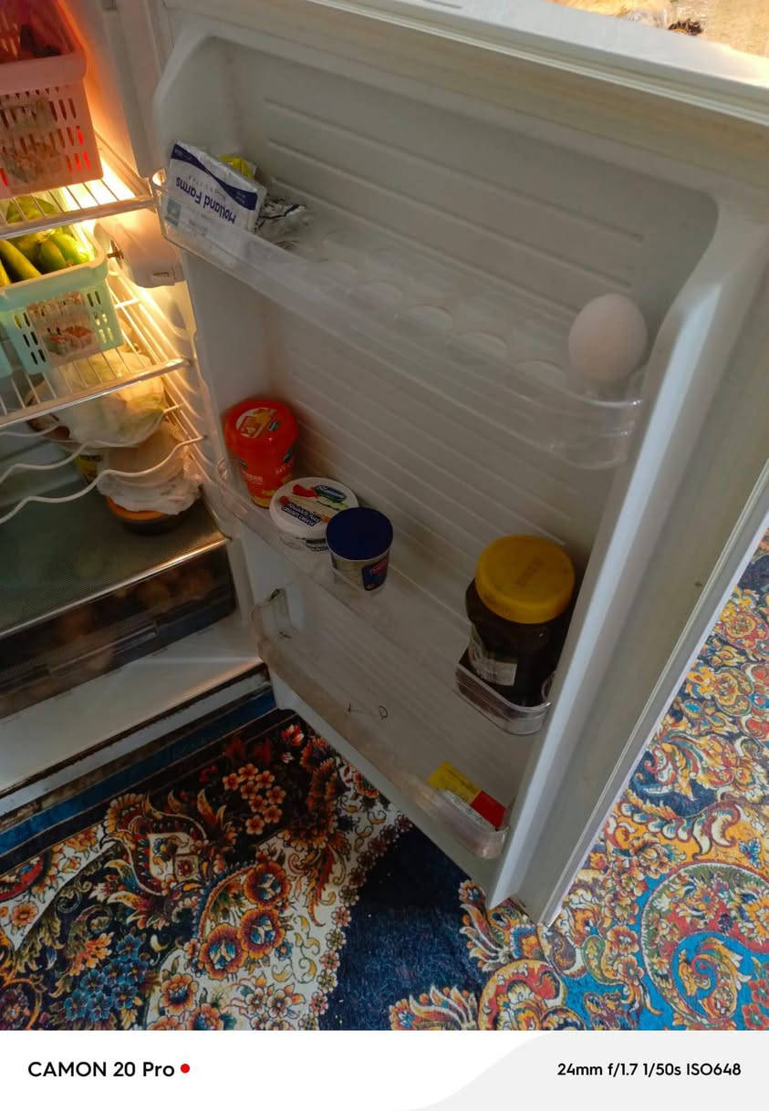 سلام عليكم ثلاجه للبيع 225 بيه مجال م الصدر حي لاكراد ***********
