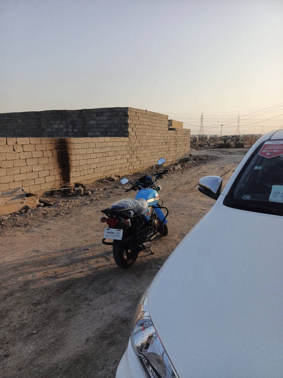 اخوان دراجه دايون ماكس موديل 2023
 للبيع كفاله مكينه اوراق اصولي
ماشيه  معامله ترقيم ع اخر خطوه باقيه ادخال بيانات  
سعر مليونين و400 قفل سويج سجينه 
التواصل وتساب ***********
