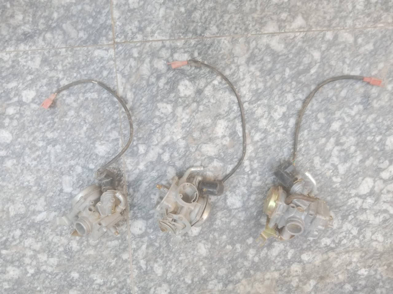 غراض ماكس عدله ونامه لبيع
يدات بريك ماكس 
سترين نامه اثنين
سبايدر شرط حديد ثقيل 
بوشه ماكس بلاديه هيه وبستم 
كابريتر ماكس شغالات عدد ٣
كلج امامي بلادي
صالنصه ماكس بلاديه عوزه لحيم 
ويل امامي ماكس 
سيبايه ماكس 
قبق بانزين نامه 
حافضه زنجيل نامه
ماسدات اشاير ماكس 
مكان ناصريه مركز


**إذا كنت صاحب هذا الإعلان وتريد حذفه لأي سبب، رجاءا أرسل رسالة إلى الدعم الفني**