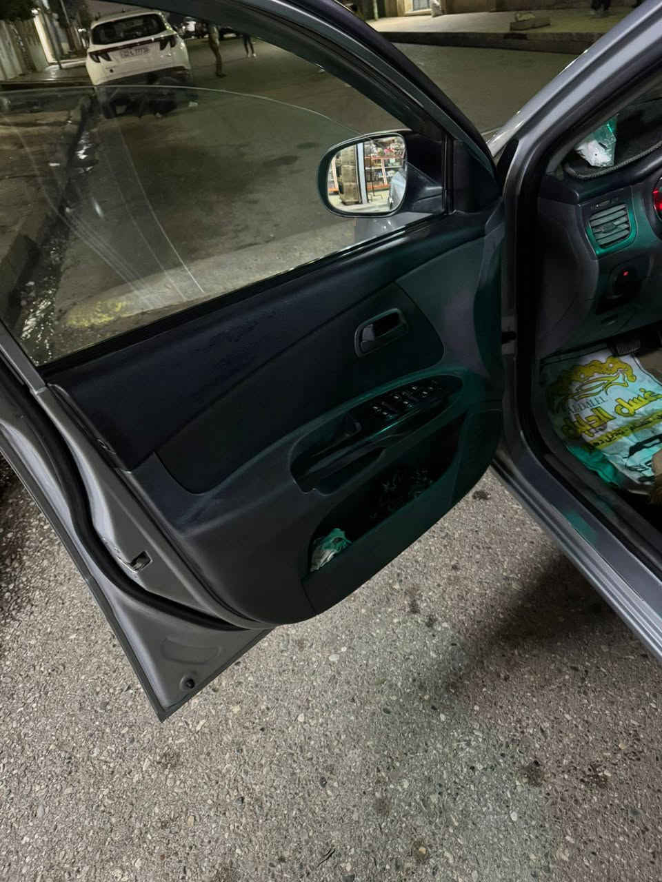 السلام عليكم 
كيا ريو2012 اربيل للبيع 
حجم المحرك 14


**إذا كنت صاحب هذا الإعلان وتريد حذفه لأي سبب، رجاءا أرسل رسالة إلى الدعم الفني**