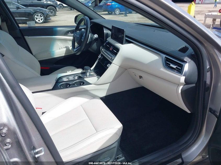 � تنويه مهم لعشاق السيارات والمزاد 🚗
بيع مباشر بدون مزاد بسعر 159 ورقه 

يشهد مزاد السيارات في الفترة الحالية نزولًا قويًا وملحوظًا في الأسعار، مما يفتح فرصة مميزة للراغبين في شراء سيارات بأسعار أقل من المعتاد.

هذا الانخفاض يمنح التجار والمشترين فرصة ذهبية لاختيار سيارات متنوعة بأسعار منافسة، خاصة في المزادات الأمريكية والكندية.

إذا كنت تفكر بشراء سيارة من المزاد، فهذه الفترة قد تكون من أفضل الأوقات للدخول والشراء قبل عودة الأسعار للارتفاع من جديد

🚘 نوع السيارة :  2025 جنسس G70

🔍 الفئة :  AWD

❌ الحادث او الضرر : كما موضح بالصور  

🚀 حجم المحرك :  2.5T

⚙️ السلندر :  4

🛞 نظام دفع المركبة :  ثنائي

💰 #السعر : حسب المزايدة  

🗒 تاريخ مزاد السيارة : #  18/3/2026

📍 لحضور المزاد الساعة الرابعة عصراً لدى مكتبنا ‼️  
*****************************************   
☑️ عنواننا : النجف الاشرف / المناذره / بداية شارع الحيره  
☎️ للاستفسار والاتصال على الارقام التالية ☎️:  
🏦 مكتب ياسر العبايجي للمزادات الامريكية والكندية  
📞 ***********  
📞 ***********  
_______________  
🏦 مكتب ياسر العبايجي للمزادات الامريكية والكندية  
لتجارة جميع انواع السيارات الوارد الامريكي 🇺🇸 والكندي 🇨🇦  
_______________  
رمضان شهر الخير… وانتوا الخير كله 🌙  
والرزق يحب الجريء 😉🚗
