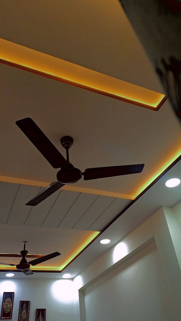 ممول⚡⚡
تأسیسات كهربائيه تركيب المراوح والثريات ترکیب بردات المنزل تركيب وتأسيس كاميرات المراقبة وكافة الاعمال المنزلية 
عملنا داخل كربلاء فقط

للتواصل ***********
