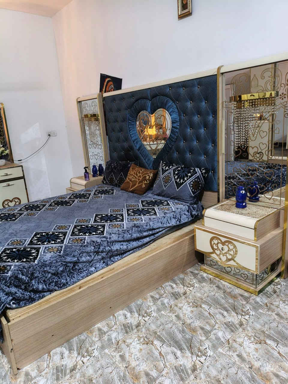 السلام عليكم
مكلفه بالنشر 
غرفه العسلي 650
الغرفه السوده 175


**إذا كنت صاحب هذا الإعلان وتريد حذفه لأي سبب، رجاءا أرسل رسالة إلى الدعم الفني**
