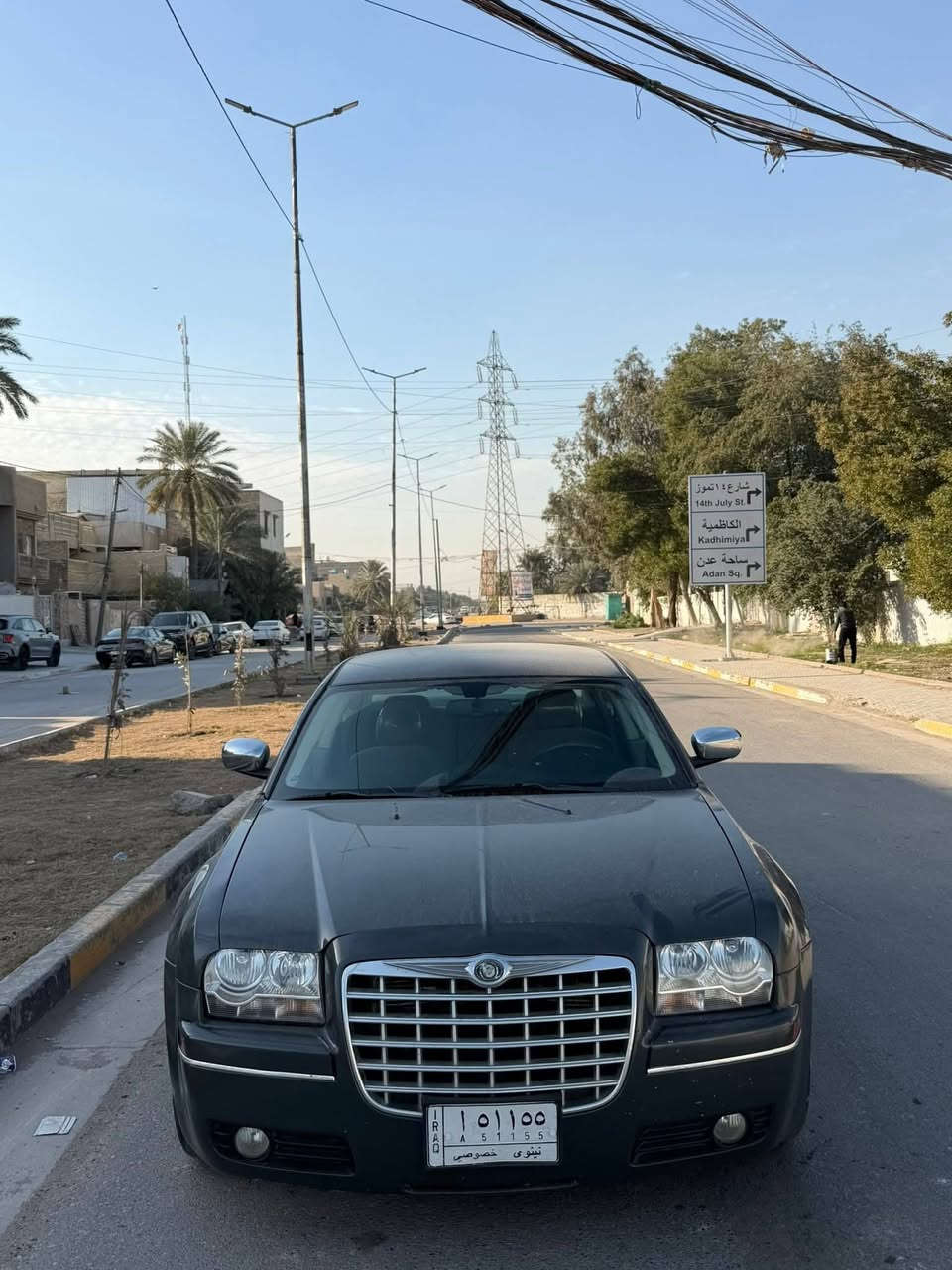 السلام عليكم اوباما ٢٠٠٩ خليجي رقم نينوى 
جاملغ أمامي جهة السائق مبدل و٣ قطع صبغ جمالية 
محرك ٣٣٠٠ 
١١٥ وبيها مجال 
***********
مكاني بغداد
مواصفاتها معروفة
