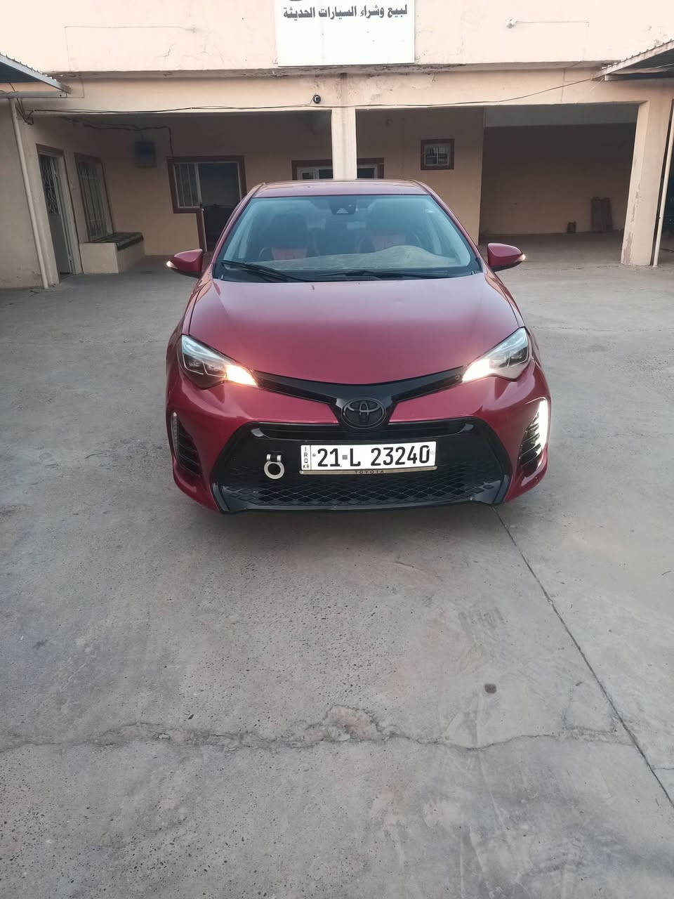 السلام عليكم كورلا للبيع ويرهم مراوس موديل 18 SL فول مواصفات وارد امريكي ضررها  جاملق وبنيد  رقم وهزه جديده مكان سياره بيجي سعره 128$ 
وبيها مجال ***********
