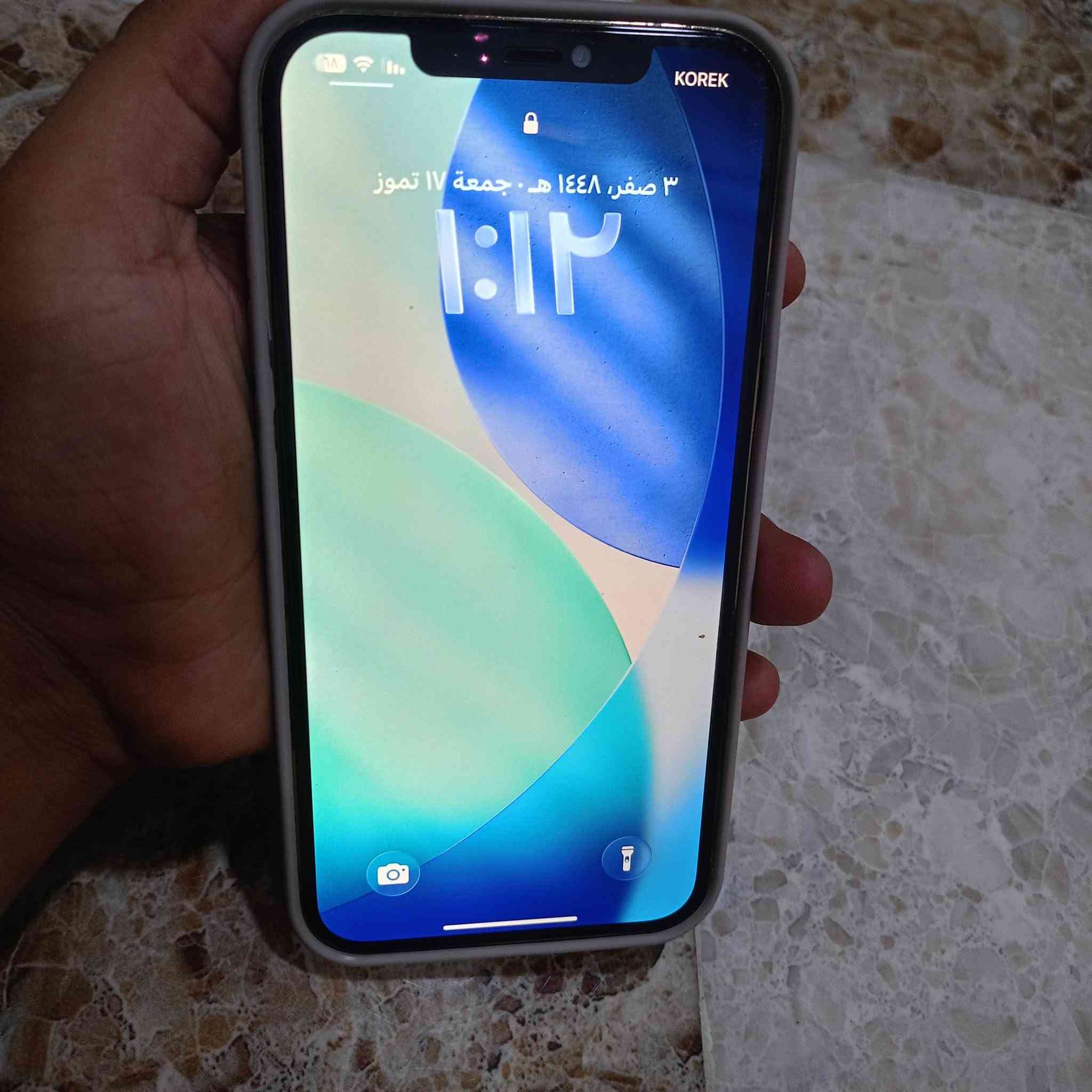 السلام عليكم  ايفون 12 برو ماكس ذاكره 256 مبدل بس بطريه اصليه.  جهاز جلخ مابي فيس ايدي شغال  السعر 425.    ***********
